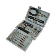 Нож Stinger W0402 набор 26 инструментов в пластиковом кейсе