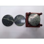 Подстаканники, 4 шт зеленый мрамор+подставка красное дерево 147859